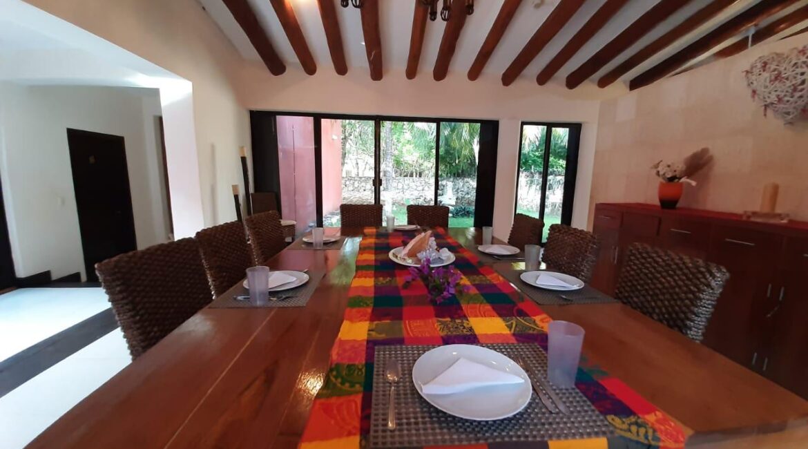 PROPIEDAD EN RENTA EN SANTA TERESITA, CARRETERA AKUMAL, TULUM