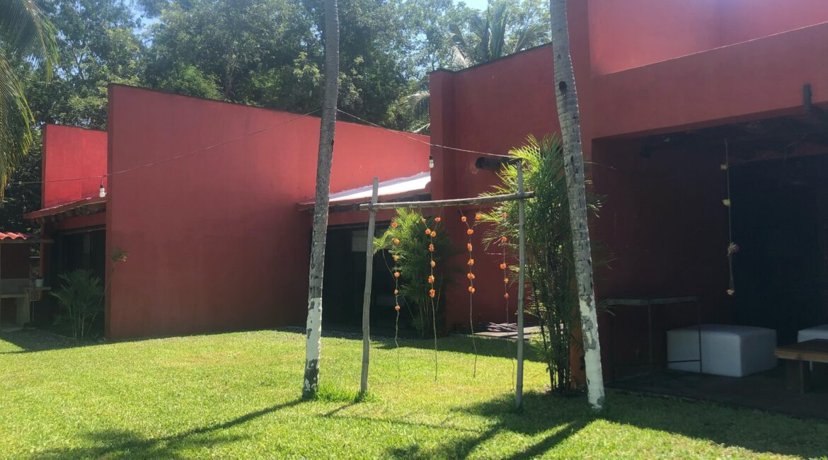 PROPIEDAD EN RENTA EN SANTA TERESITA, CARRETERA AKUMAL, TULUM