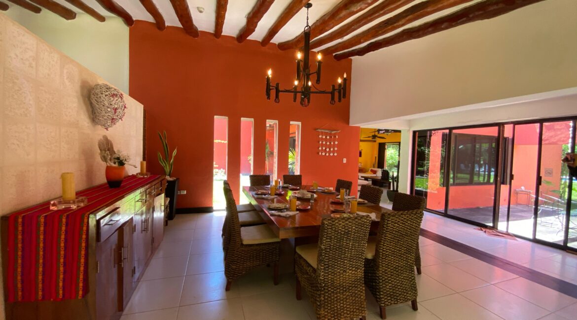 PROPIEDAD EN RENTA EN SANTA TERESITA, CARRETERA AKUMAL, TULUM