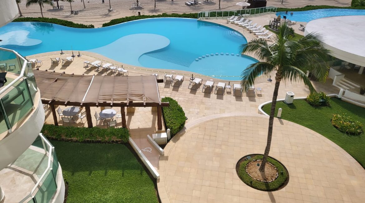 VIVA EL LUJO FRENTE AL MAR: RESIDENCIA EXCLUSIVA EN BAY VIEW GRAND, ZONA HOTELERA DE CANCÚN